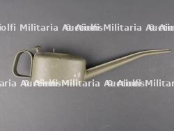 Burette d'huile allemande. German Oil Can.