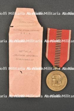 Médaille de la croisade contre le communisme. Medal for the crusade against communism.