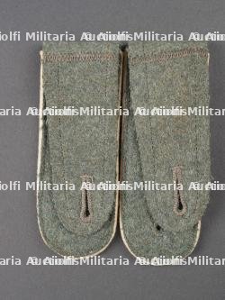 Pattes d'épaule infanterie. Infantry shoulder straps. — photo 7