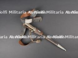Ceinturon et baïonnette de parade. Belt and parade bayonet. — photo 5