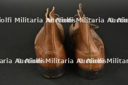 Brodequins allemand. German shoes. — photo 6