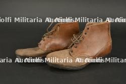 Brodequins allemand. German shoes. — miniature 7