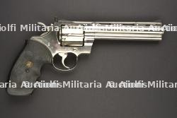 Revolver colt Python
