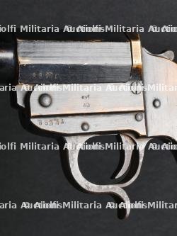 Pistolet lance fusée allemand. — miniature 4
