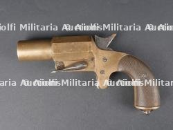 Pistolet lance fusée français.