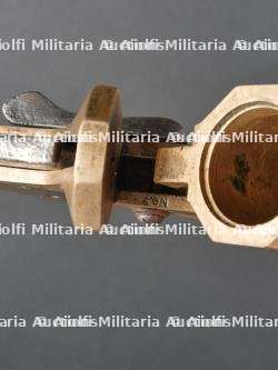 Pistolet lance fusée français. — miniature 17