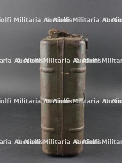 Caisse de grenade à manche. — miniature 2
