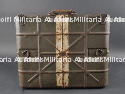Caisse de grenade à manche. — miniature 3