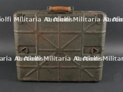 Caisse à grenade allemande.