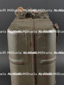 Caisse à grenade allemande. — photo 12