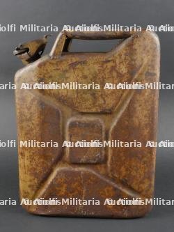 Jerrycan allemand camouflé. — miniature 6