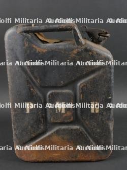 Jerrycan allemand.