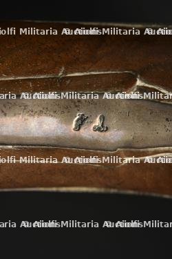 Superbe et rare paire de pistolets à double canons fin XVIIIe Canon Tordu garnitures en argent, platines silex transformées à percussion — miniature 8