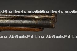 Superbe et rare paire de pistolets à double canons fin XVIIIe Canon Tordu garnitures en argent, platines silex transformées à percussion — miniature 14