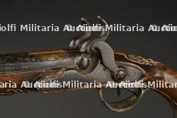 Superbe et rare paire de pistolets à double canons fin XVIIIe Canon Tordu garnitures en argent, platines silex transformées à percussion — photo 19