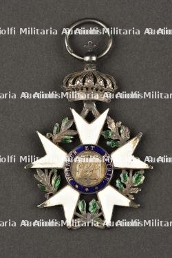 Légion d’Honneur 1ère Empire, 2ème type (28 avril 1806 - 1er mars 1808)