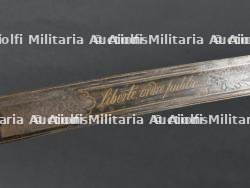 Sabre d'officier de la Garde Nationale de Louis Philippe à lame gravée dorée et bleuie — miniature 7