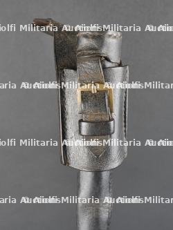Baïonnette à douille avec son fourreau et porte fourreau — miniature 5