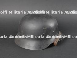 Casque Espagnol Z42 avec plaque de ceinturon et médaille. — miniature 10