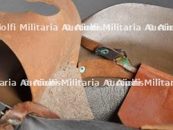 Casque Espagnol Z42 avec plaque de ceinturon et médaille. — photo 21