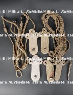 Lot de trèfles divers, et aiguillettes canetille argent — photo 1
