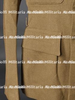 Vareuse de Lieutenant de l'artillerie. — miniature 2