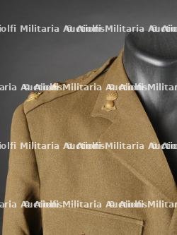 Vareuse de Lieutenant de l'artillerie. — photo 4
