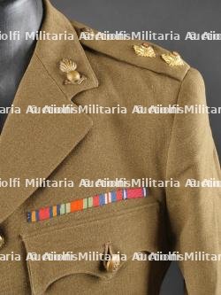 Vareuse de Lieutenant de l'artillerie. — photo 7