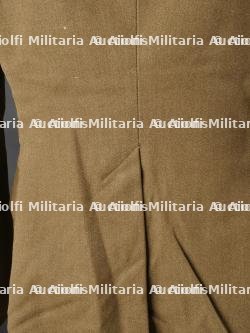Vareuse de Lieutenant de l'artillerie. — photo 18