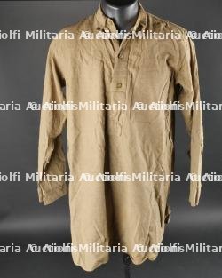 Chemise britannique.