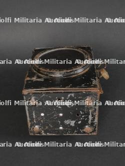 Lanterne britannique. — miniature 6