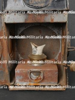 Lanterne britannique. — miniature 11