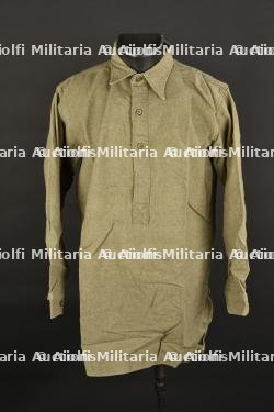 Chemise britannique.