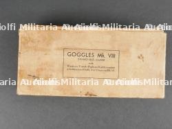Boite pour accessoires de lunette MK VIII. — photo 2