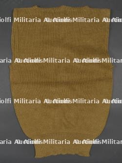 Pull et chaussettes US. — miniature 2