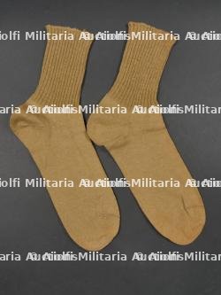 Pull et chaussettes US. — miniature 11