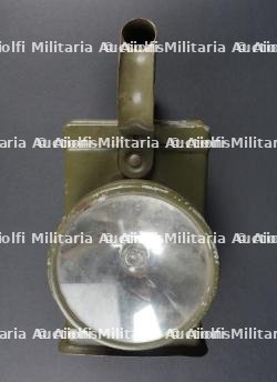 Lampe portative.