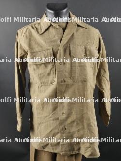 Chemise et pantalon moutarde. — miniature 2