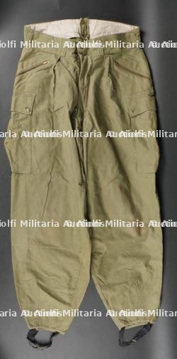 Pantalon des troupes de montagne.