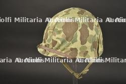 Casque et couvre casque USMC.