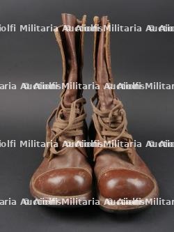 Bottes de saut.