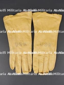 Gants B3-A.
