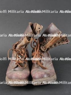 Bottes de parachutiste allemand.