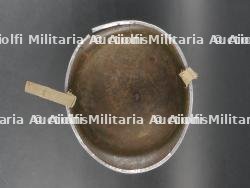 Coque de casque US de la 29ème DI US avec impacts. — photo 18