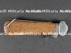 Couteau de parachutiste allemand.