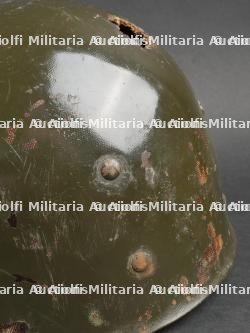 Casque de la 2ème DI US avec impact et identifié. — photo 20