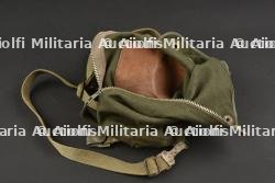 Housse de masque anti gaz parachutiste allemand. — miniature 10