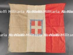 Lot de drapeaux et fanions. Lot of flags and pennants. — miniature 2