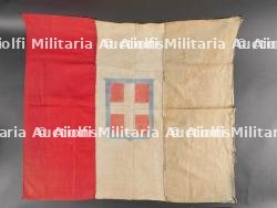 Lot de drapeaux et fanions. Lot of flags and pennants. — photo 4