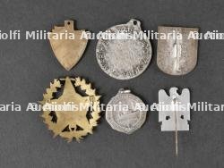 Lot de 21 insignes civils et militaires. Lot of 21 civilian and military badges. — miniature 7